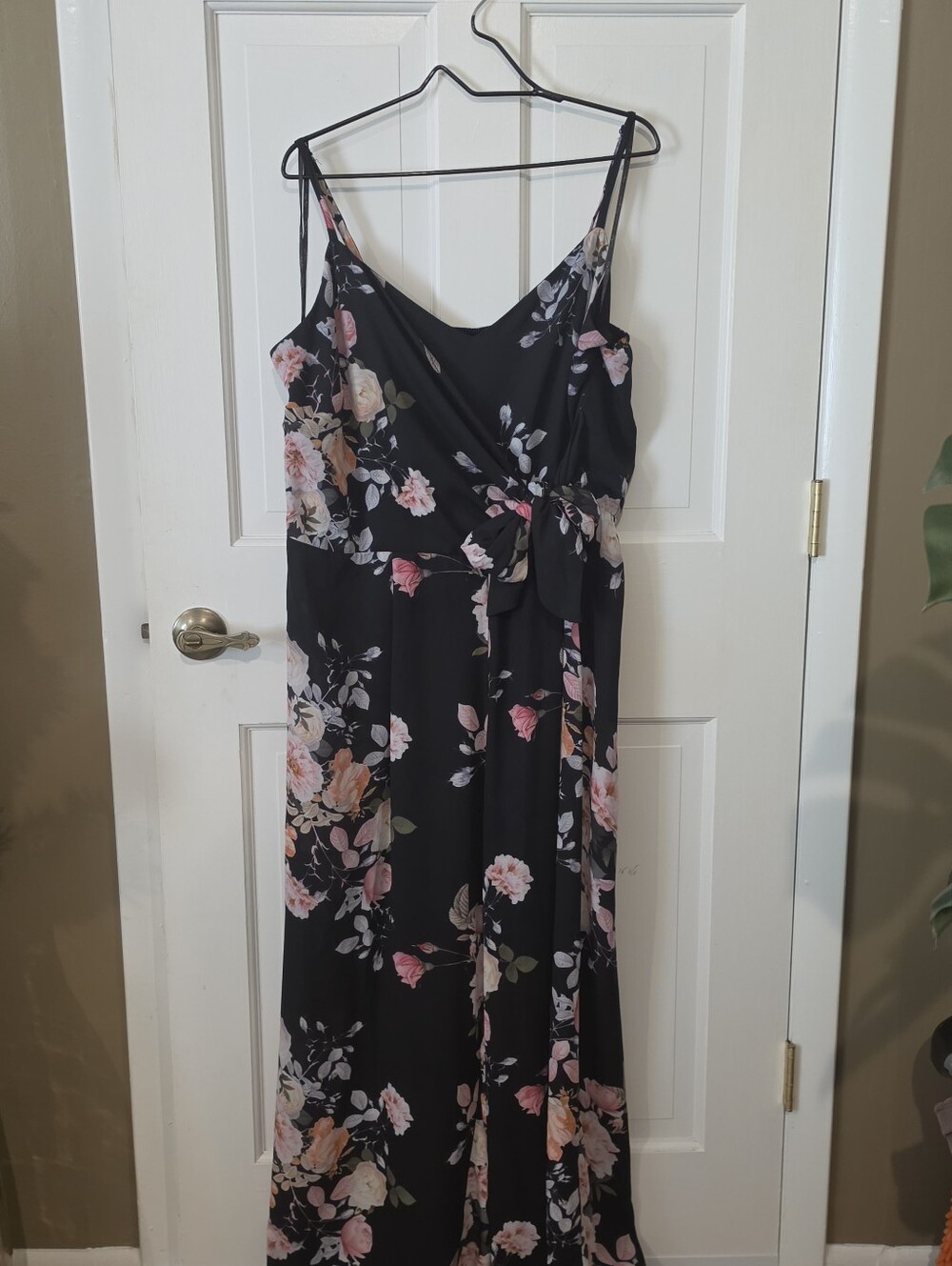 City Chic Black Floral Wide-Leg Wrap Jumpsuit Plus Size L / 20